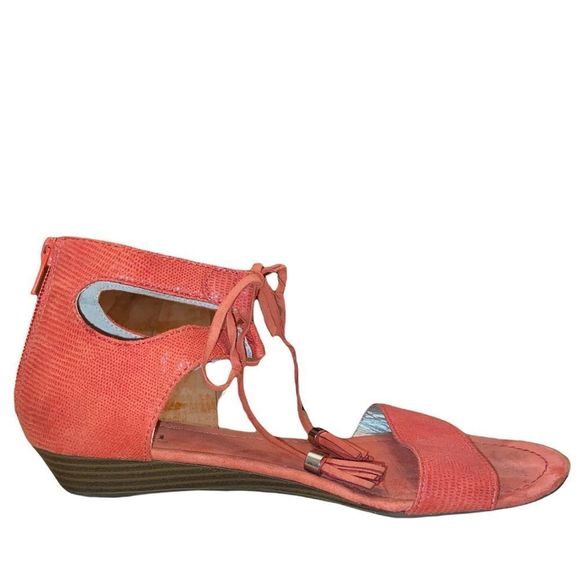 💫4/30 A.N.A Dillon Coral Tassel Tie Wedge Sandals - Picture 1 of 9